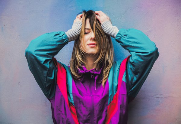 How Can You Style a Midi Pleated Skirt for an Autumnal Office Ensemble?