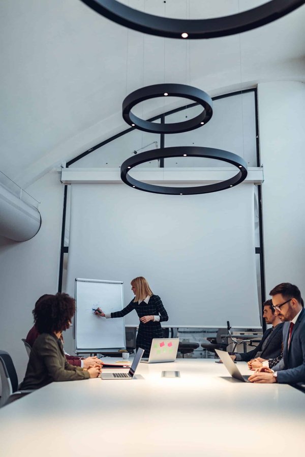 How Are Decentralized Data Marketplaces Impacting UK Tech Startups?